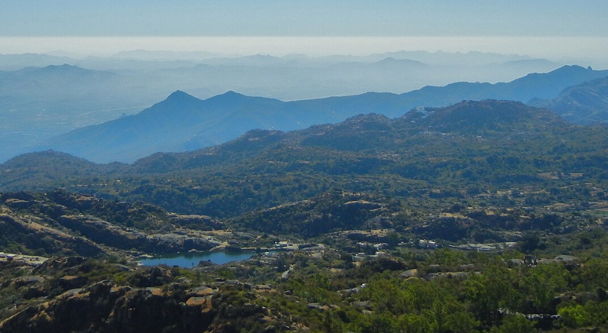 Guru Shikhar - Place to Visit in Mount Abu
