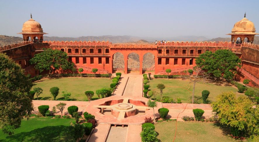 Awani Darwaza Jaigarh Fort Jaipur