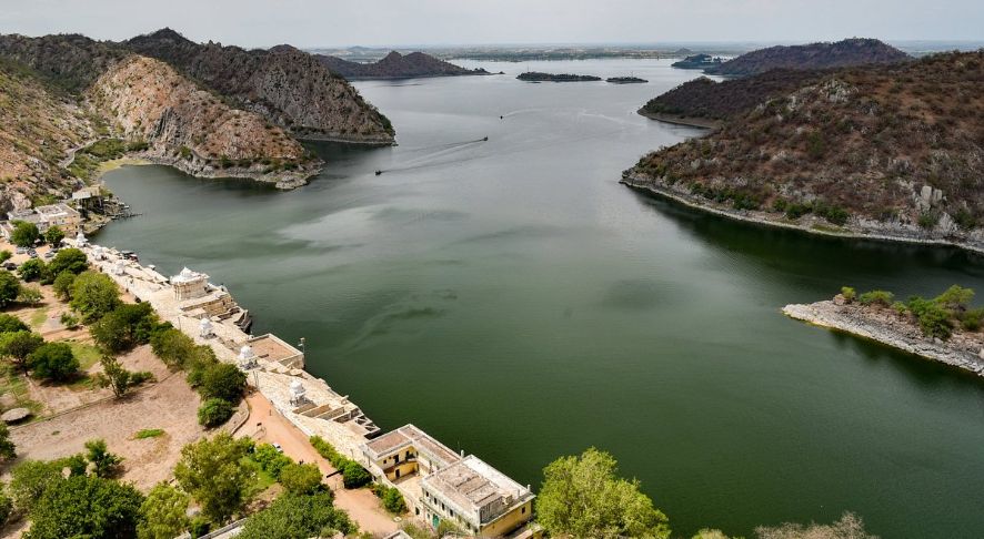 Jaisamand Lake View