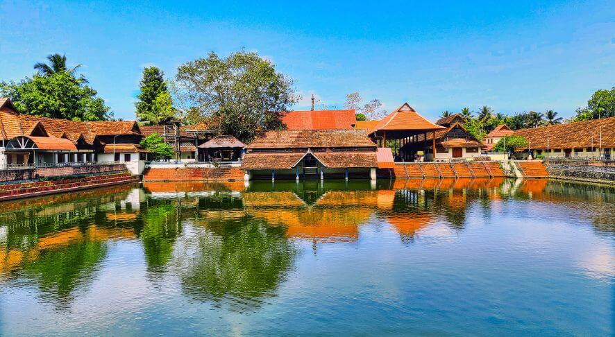 Places to Visit in Alappuzha: Ambalapuzha Sree Krishna Temple